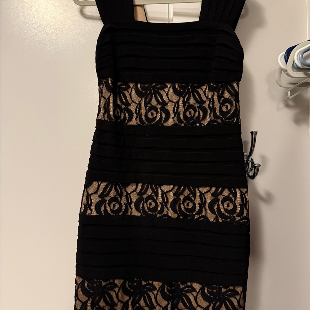 Adrianna Papell Black and Nude Lace Cocktail Dress New Years Wedding